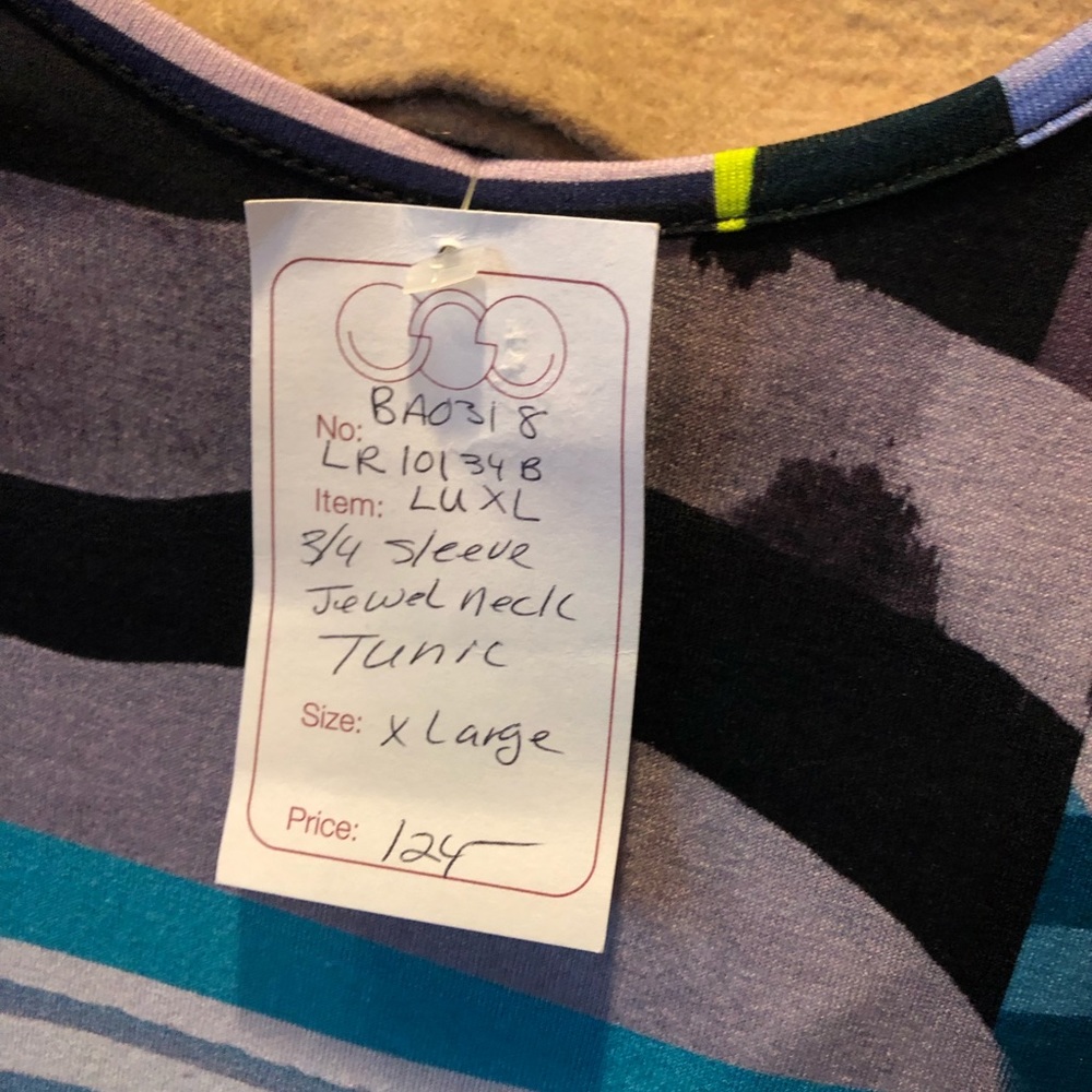 Lynn Ritchie Top - Picture 3 of 4